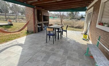 Casa en venta c/ cochera en Balneario Pehuen Co