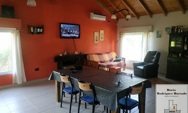 Casa en venta c/ cochera en Balneario Pehuen Co