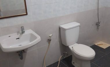 Disewakan rumah vila valensia ( min 2thn)