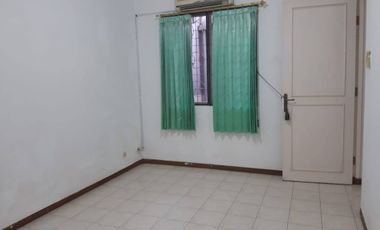 Disewakan rumah vila valensia ( min 2thn)