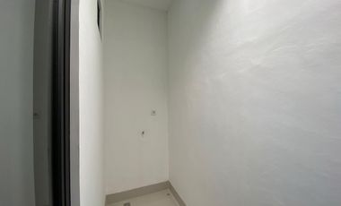 Rumah Skandinavian di Solo Timur, akses strategis