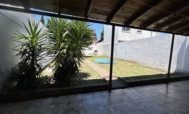 CASA EN VENTA LOMAS DE ZAMORA 5 AMBIENTES