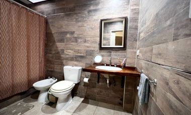 CASA EN VENTA LOMAS DE ZAMORA 5 AMBIENTES