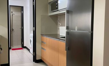 For Sale at Salcedo SkySuites: 1BR with Maid's Room and Parking Slot