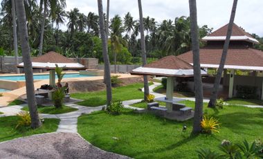 Prime Corner Lot in Gated Apo Vista Beach Park for Sale in Zamboanguita