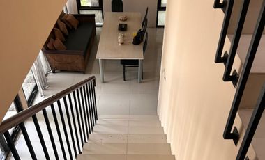 DI SEWA RUMAH HOEK MANINJAU