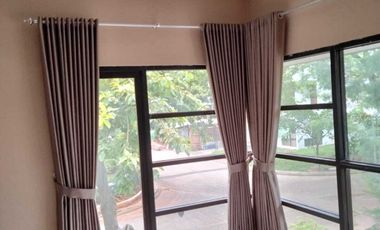 DI SEWA RUMAH HOEK MANINJAU