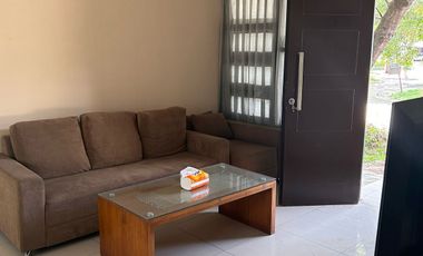 DI SEWA RUMAH HOEK MANINJAU