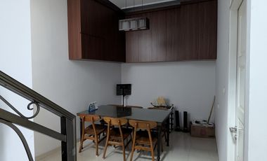 Disewakan Townhouse Mewah lokasi strategis Jagakarsa