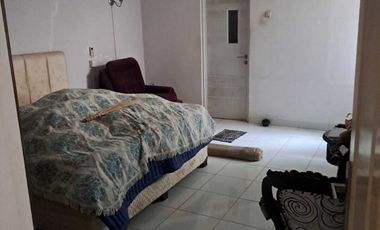 RUMAH LOKASI SANGAT STRATEGIS DAN NYAMAN