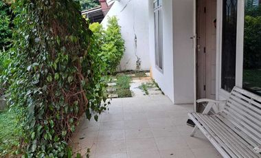 RUMAH LOKASI SANGAT STRATEGIS DAN NYAMAN