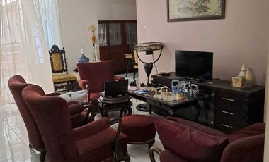 RUMAH LOKASI SANGAT STRATEGIS DAN NYAMAN