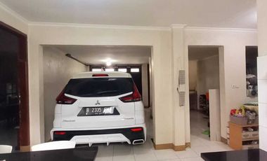 Dijual Rumah Luas dan Strategis Dekat Pemda Karawang