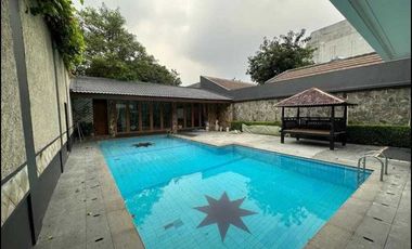 Rumah Cantik Disewakan di daerah Matraman, Jakarta Timur