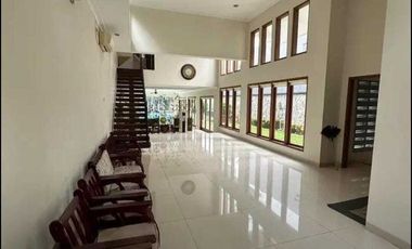 Rumah Cantik Disewakan di daerah Matraman, Jakarta Timur