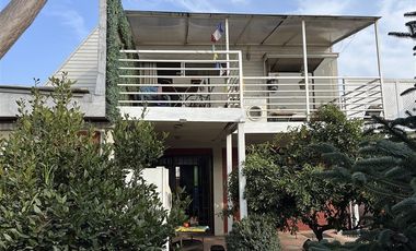 Casa en Venta en Quinta Avenida y Autopista Central