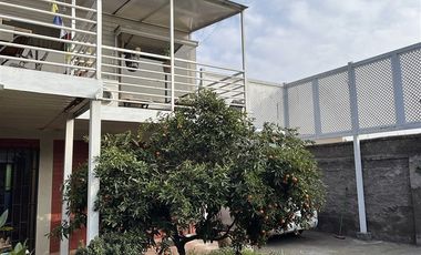 Casa en Venta en Quinta Avenida y Autopista Central