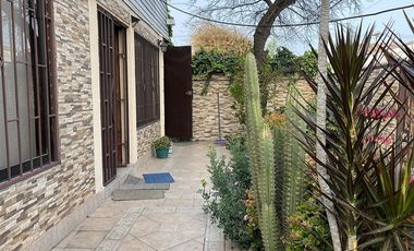 Casa en Venta en Quinta Avenida y Autopista Central