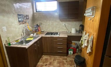 SE ARRIENDA CASA AMOBLADA EN BARRIO LOS CONQUISTADORES