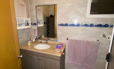 SE ARRIENDA CASA AMOBLADA EN BARRIO LOS CONQUISTADORES