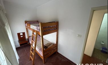 Casa en alquiler temporario - 4 Dormitorios 2 Baños - Mar del Plata