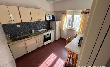 Casa en alquiler temporario - 4 Dormitorios 2 Baños - Mar del Plata