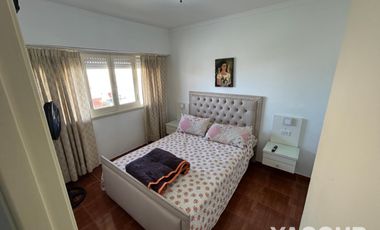 Casa en alquiler temporario - 4 Dormitorios 2 Baños - Mar del Plata