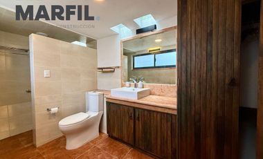 Hermosa Casa estilo Colonial 4 Recámaras en Venta en Esmeralda Norte Colima