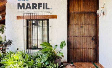 Hermosa Casa estilo Colonial 4 Recámaras en Venta en Esmeralda Norte Colima