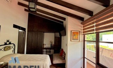 Hermosa Casa estilo Colonial 4 Recámaras en Venta en Esmeralda Norte Colima