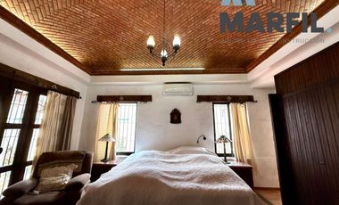 Hermosa Casa estilo Colonial 4 Recámaras en Venta en Esmeralda Norte Colima
