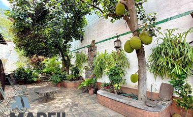 Hermosa Casa estilo Colonial 4 Recámaras en Venta en Esmeralda Norte Colima