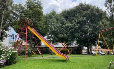 Casa en Venta Fracc Bosques de Encinos, cerca carretera México Toluca