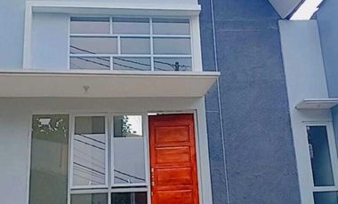 DIKONTRAKAN RUMAH TANAH LUAS CLUSTER DEKAT PONDOK CABE