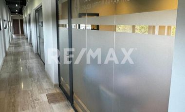 VENTA OFICINA JURICA - (3)