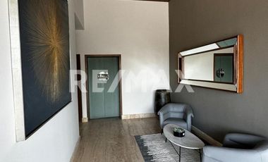 VENTA OFICINA JURICA - (3)