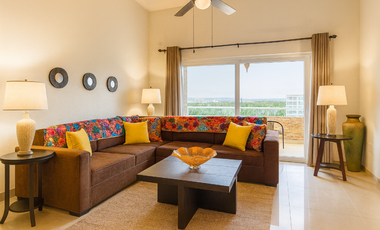 Amplio Condominio de 4 Recámaras en Orquídeas Flamingos – Comunidad Cerrada con Alberca, Tenis y Cuotas de Mantenimiento Bajas en Nuevo Vallarta