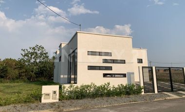 Casa en venta en exclusivo sector de Alvarado, Tolima