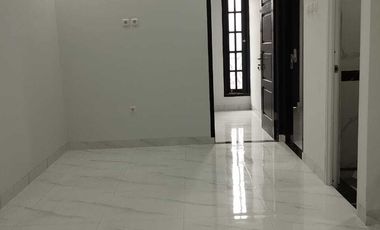 Rumah Modern classic Dalam  Cluster Jagakarsa  Jakarta Selatan