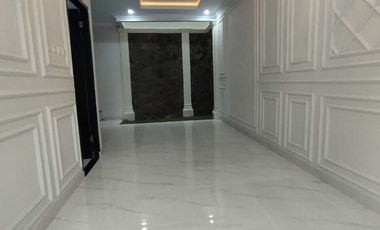 Rumah Modern classic Dalam  Cluster Jagakarsa  Jakarta Selatan