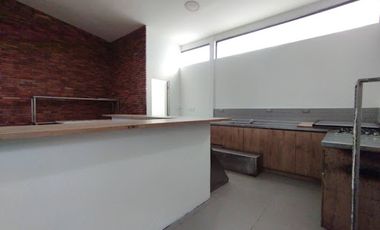 ARRIENDO de LOCALES en EL RETIRO