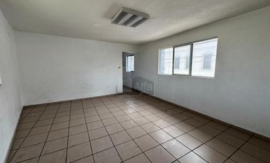 Gran oportunidad sobre Av. Las Torres | Edificio ideal para negocio