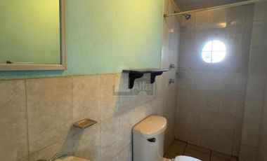 Gran oportunidad sobre Av. Las Torres | Edificio ideal para negocio