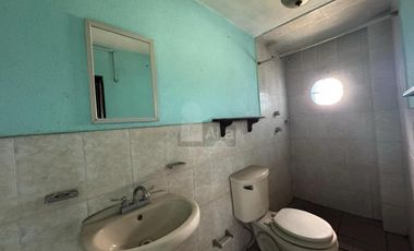 Gran oportunidad sobre Av. Las Torres | Edificio ideal para negocio