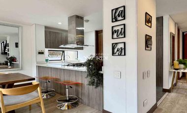 Casa moderna con espacios únicos y gran zona verde en Palos Verdes