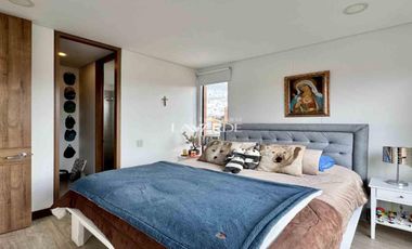 Casa moderna con espacios únicos y gran zona verde en Palos Verdes