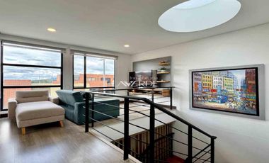 Casa moderna con espacios únicos y gran zona verde en Palos Verdes