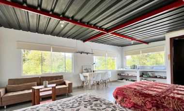 Finca en Venta Baeza provincia Napo 7 Hectáreas con 3 Casas y Laguna privada