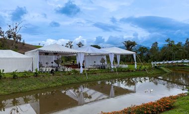 Finca en Venta Baeza provincia Napo 7 Hectáreas con 3 Casas y Laguna privada