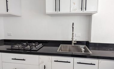 CASA EN RENTA EN PLAZUELAS DE ZEREZOTLA,  PARA PERSONAS DE 3A EDAD CON ELEVADOR